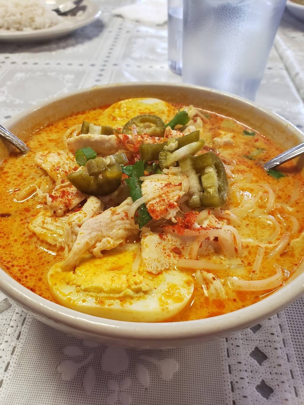 Racha Noodle | restaurant | 2630 Market St, Redding, CA 96001, USA | 5302468730 OR +1 530-246-8730