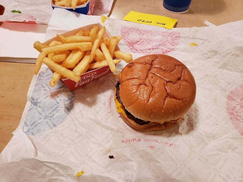 Dairy Queen Grill & Chill | restaurant | 490 S Washington St, New Bremen, OH 45869, USA | 4199772916 OR +1 419-977-2916