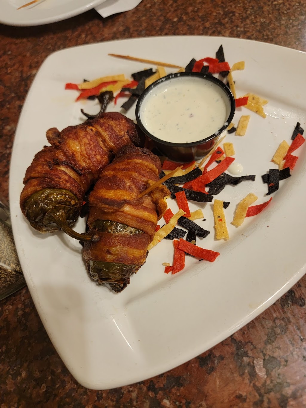 Outlaw Grill | restaurant | 1007 Main St, Eunice, NM 88231, USA | 5759422466 OR +1 575-942-2466