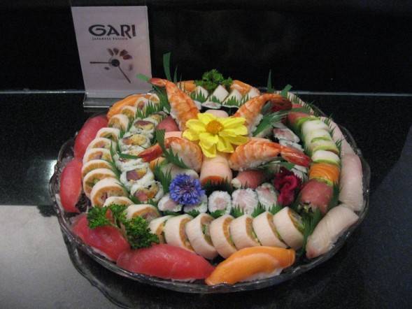 Gari Japanese Fusion Bistro | restaurant | 1019 Great Plain Ave, Needham, MA 02492, USA | 7814558882 OR +1 781-455-8882