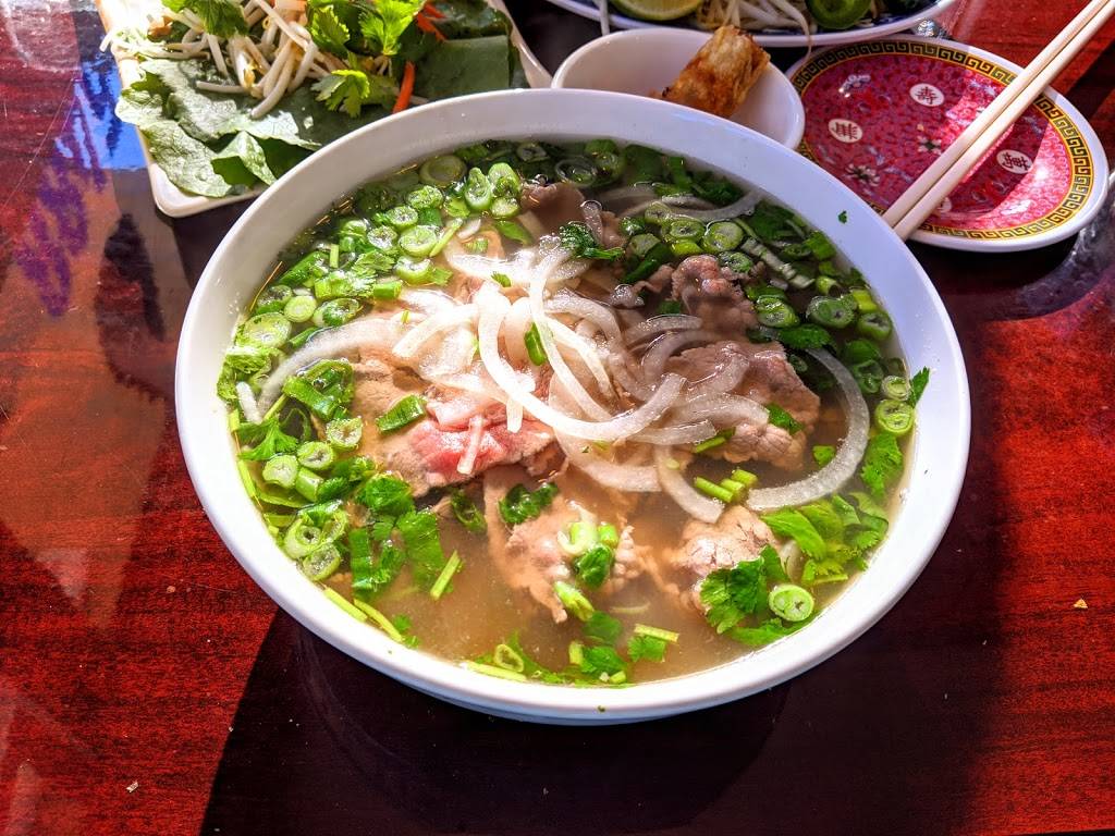 Pho Littleton | restaurant | 389 W Littleton Blvd, Littleton, CO 80120, USA | 3037975488 OR +1 303-797-5488