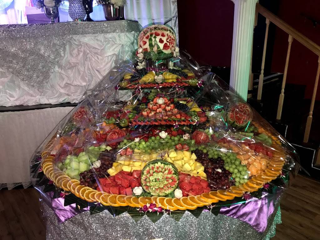 Lucky Dragonz Club | restaurant | 11819 Renton Ave S, Seattle, WA 98178, USA | 2067721220 OR +1 206-772-1220