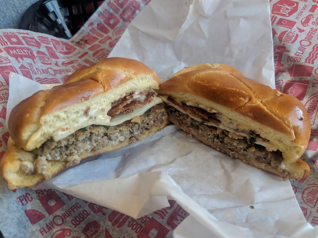 Jack in the Box | restaurant | 19818 N 27th Ave, Phoenix, AZ 85027, USA | 6237803669 OR +1 623-780-3669