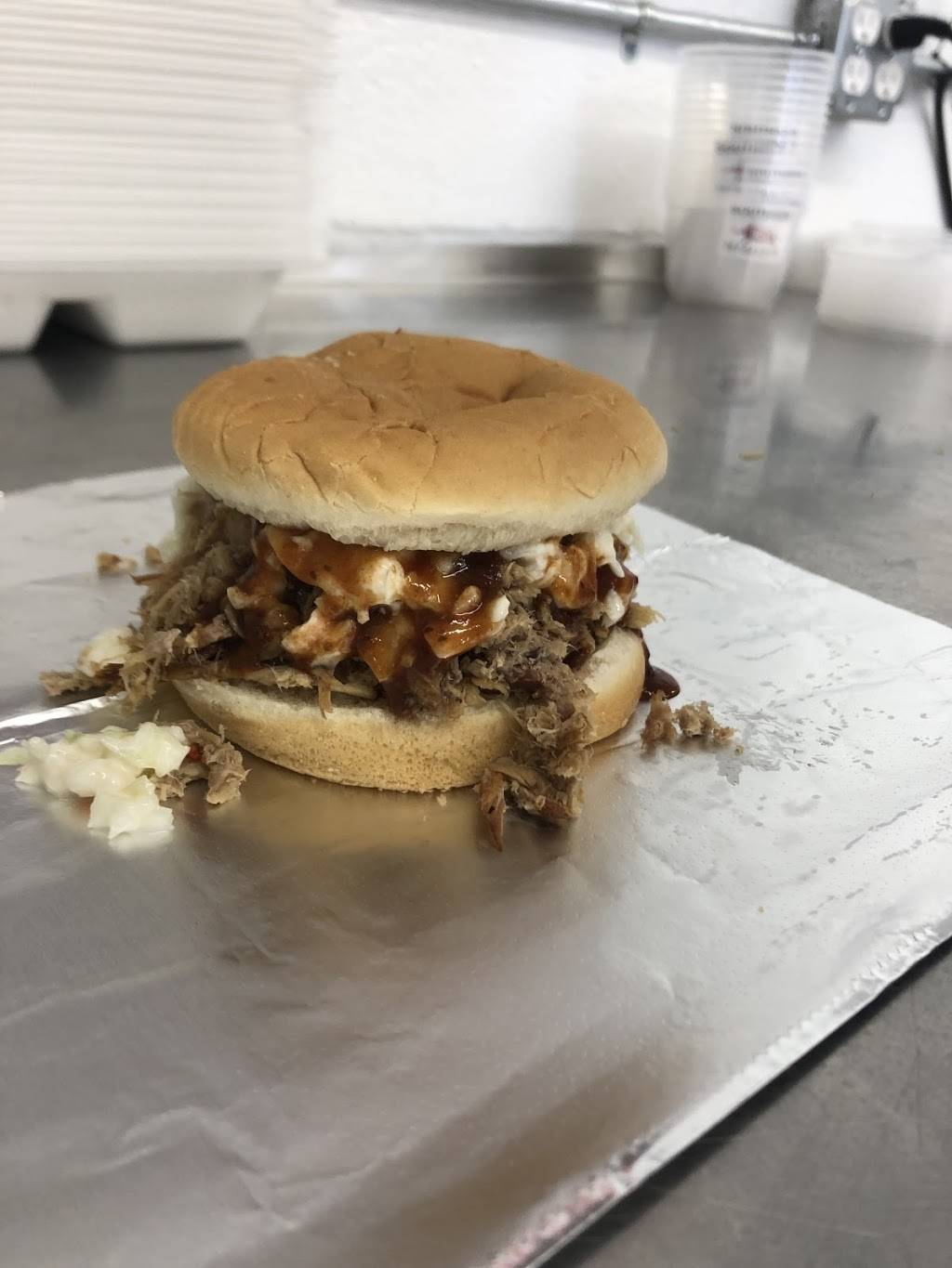 Southside BBQ & Catering | restaurant | 1113 Poindexter St, Chesapeake, VA 23324, USA | 7575435778 OR +1 757-543-5778