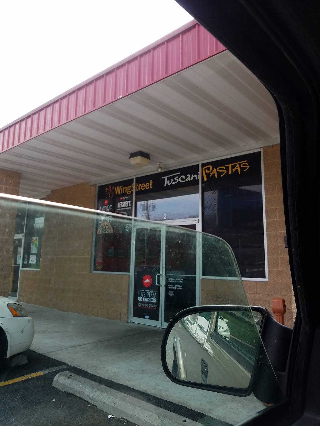 Pizza Hut | restaurant | 1192 W Penn Ave Unit #2, Womelsdorf, PA 19567, USA | 6105892380 OR +1 610-589-2380