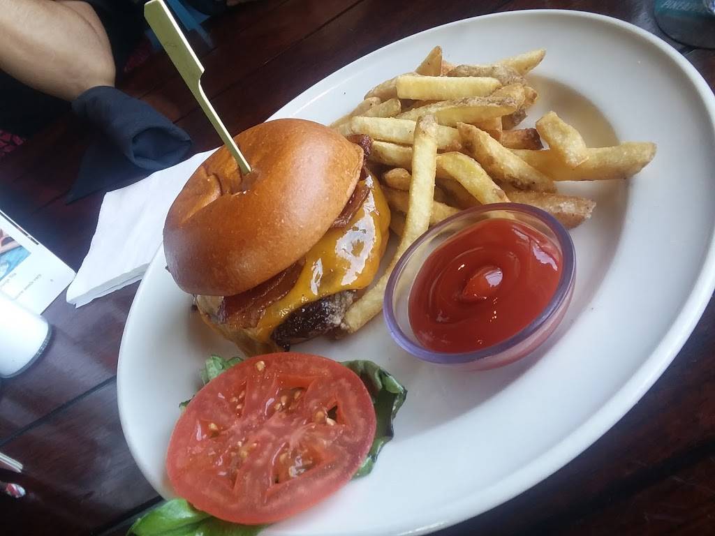 Bahama Breeze | meal takeaway | 3045 N Rocky Point Dr E, Tampa, FL 33607, USA | 8132897922 OR +1 813-289-7922