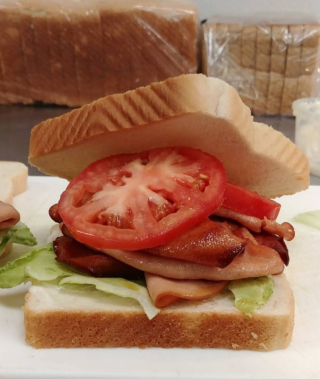 Jerries Dogs & More | restaurant | 1003 Essington Rd, Joliet, IL 60435, USA | 8156661196 OR +1 815-666-1196