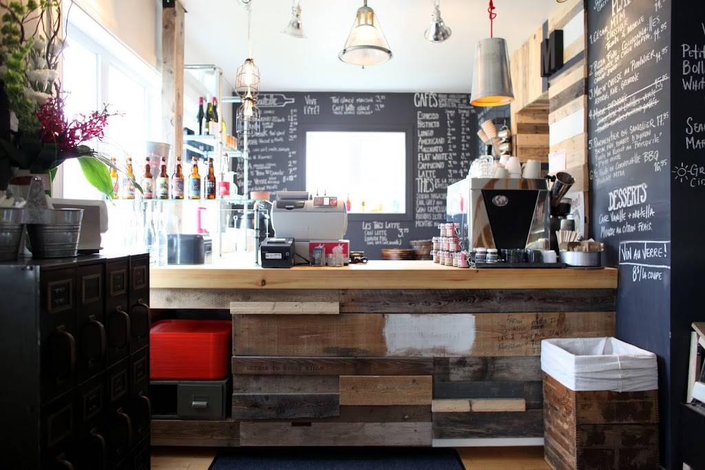 Mange ta main - Garde lautre pour demain Café-Traiteur-Boutique | cafe | 3807 Rue Villeneuve, Lac-Mégantic, QC G6B 2B3, Canada | 8195825136 OR +1 819-582-5136