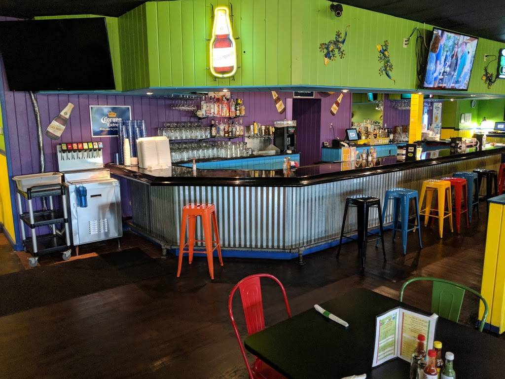 Fiesta Grande Mexican Grill | restaurant | 816 Saxon Blvd, Orange City, FL 32763, USA | 3864560109 OR +1 386-456-0109