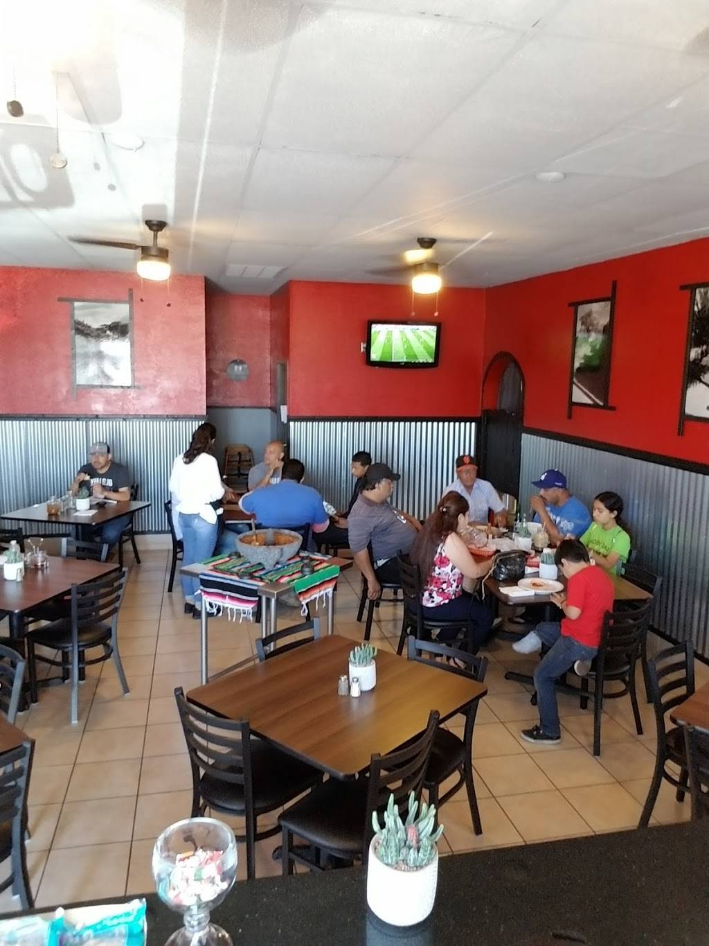 El Cordobes | restaurant | 5020 E Tropicana Ave A, Las Vegas, NV 89122, USA | 7024338226 OR +1 702-433-8226