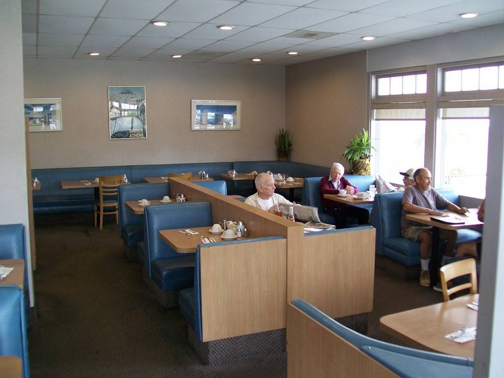 Troys Family Restaurant | restaurant | 4827 Clairemont Dr, San Diego, CA 92117, USA | 6192767651 OR +1 619-276-7651