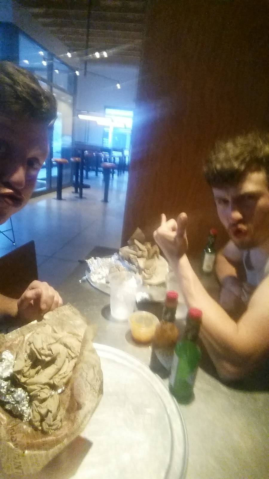 Chipotle Mexican Grill | restaurant | 701 Bridgeport Ave, Shelton, CT 06484, USA | 2032252766 OR +1 203-225-2766