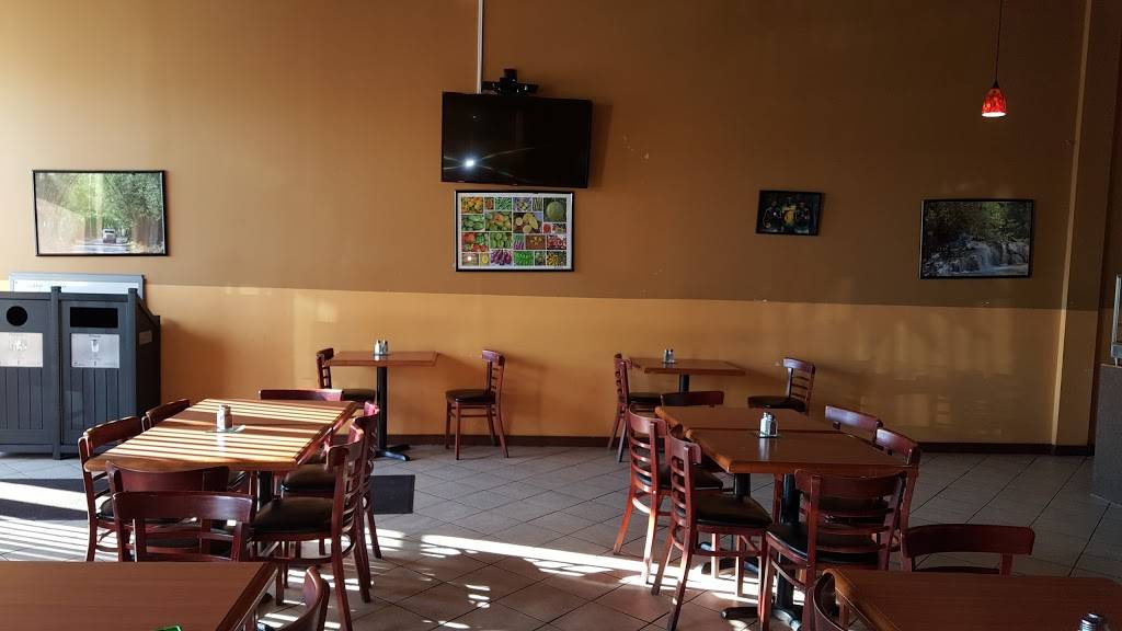 Spotlight Carribean Kitchen | restaurant | 130 Queens Plate Dr, Etobicoke, ON M9W 0B4, Canada | 4167407406 OR +1 416-740-7406