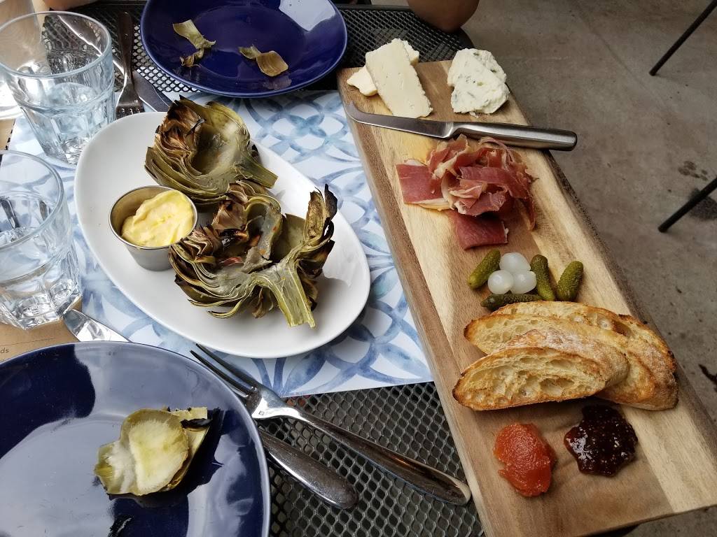 Tyber Creek Wine Bar & Kitchen | restaurant | 84 T St NW, Washington, DC 20001, USA | 2028273664 OR +1 202-827-3664