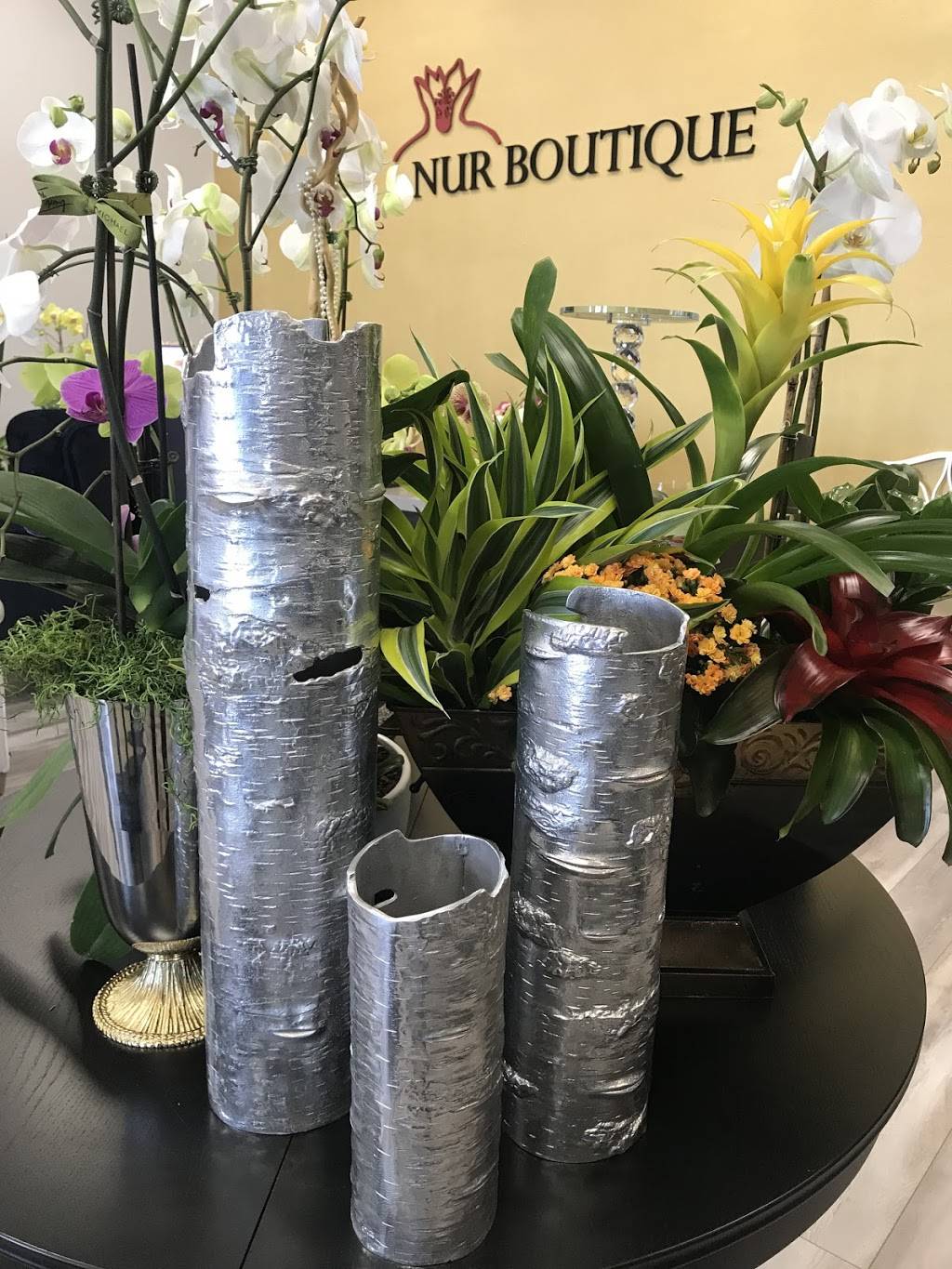 NUR BOUTIQUE | shopping mall | 11132 Balboa Blvd, Granada Hills, CA 91344, USA | 8184357777 OR +1 818-435-7777