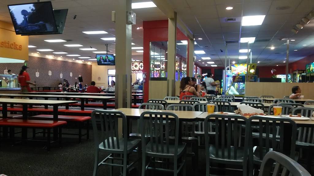 Peter Piper Pizza | meal takeaway | 6040 S Central Ave, Phoenix, AZ 85040, USA | 6022437183 OR +1 602-243-7183