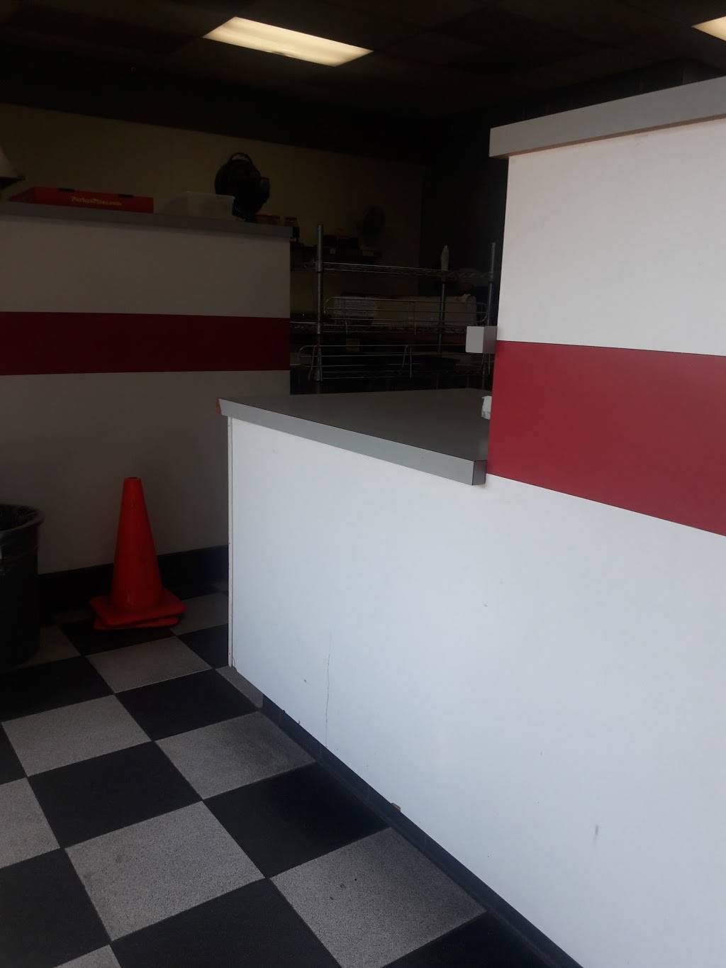 Porkys Pizza | restaurant | 4418 E 7th St, Long Beach, CA 90804, USA | 5624338888 OR +1 562-433-8888