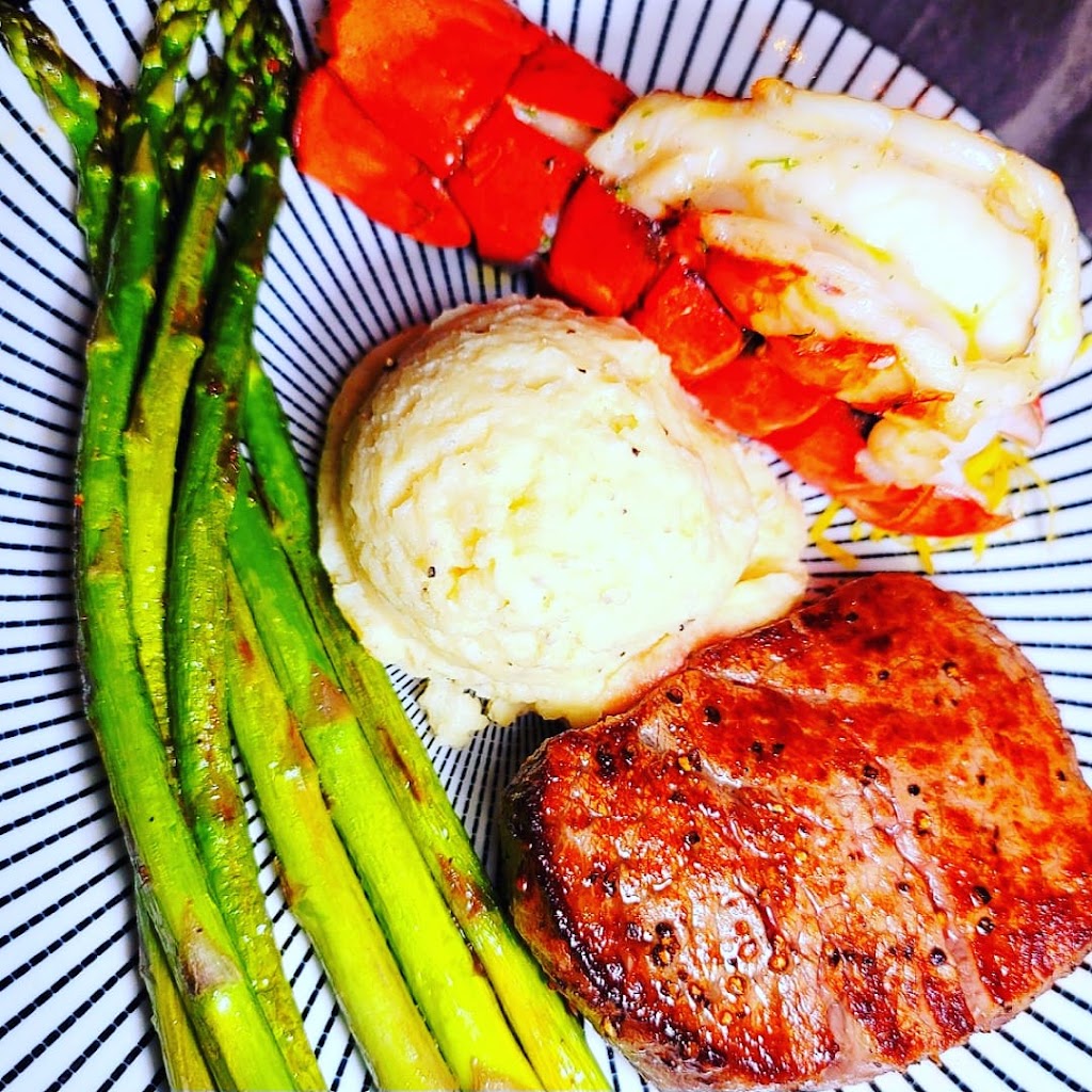 Oak Room Lounge | night club | 946 Missouri Ave Suite 3, St Robert, MO 65584, USA | 5732321861 OR +1 573-232-1861