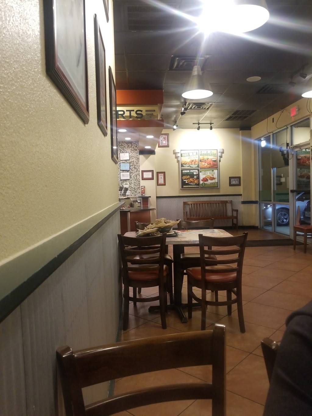 Wingstop | restaurant | 2410 Duncanville RD, #108 & 109, Dallas, TX 75211, USA | 2143379464 OR +1 214-337-9464