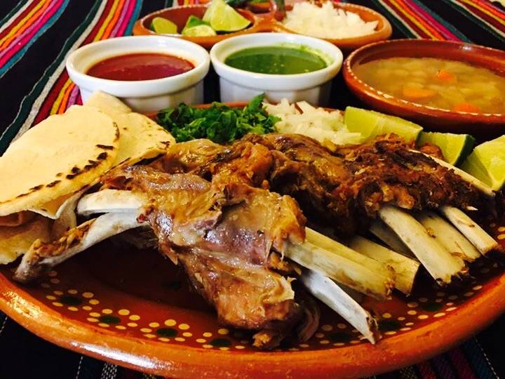 Barbacoa Hidalguense | restaurant | 5001 Carmen Blvd, Las Vegas, NV 89108, USA | 7023537119 OR +1 702-353-7119