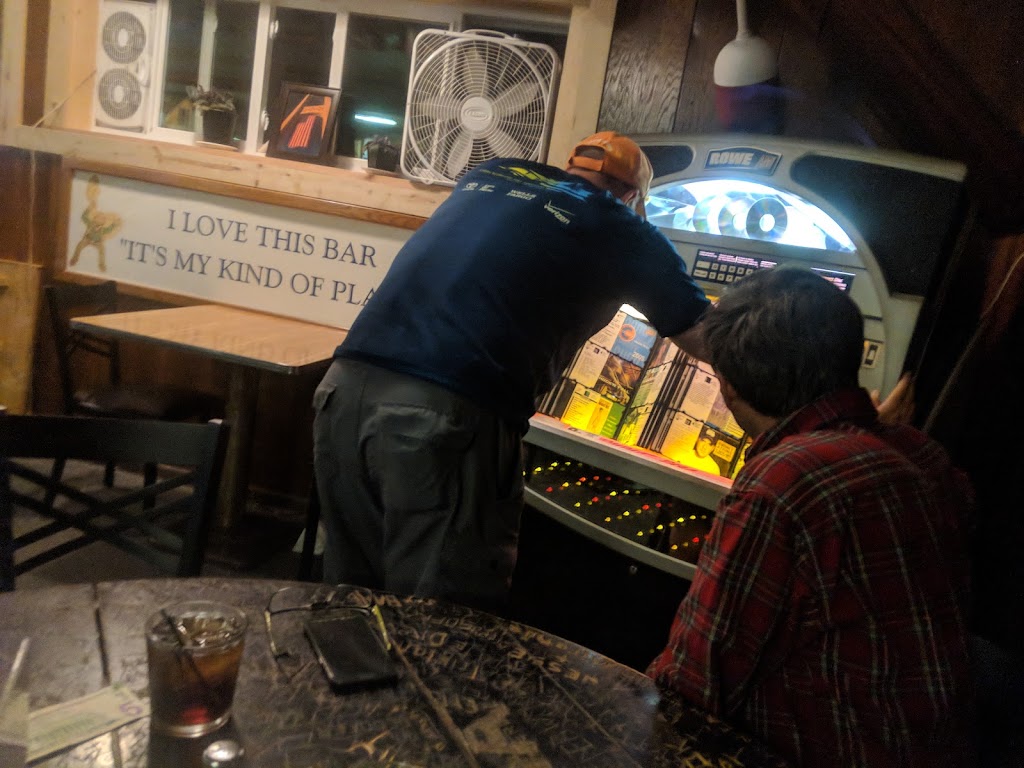 De Tour Village Inn | restaurant | 104 Ontario St, De Tour Village, MI 49725, USA | 9062972881 OR +1 906-297-2881