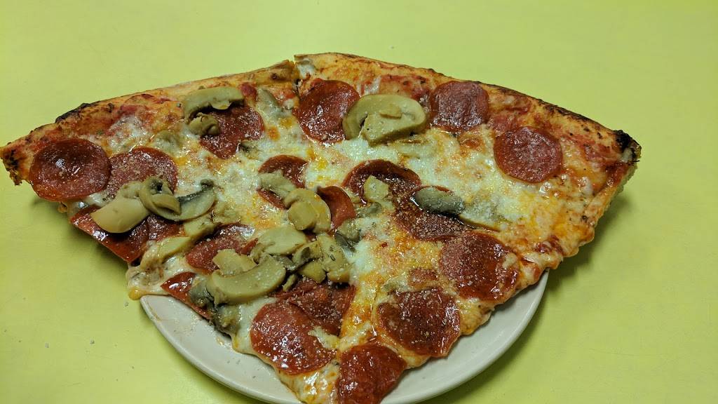 Loritos Italian Kitchen | restaurant | 6920, 1801 E Silver Springs Blvd, Ocala, FL 34470, USA | 3526291383 OR +1 352-629-1383