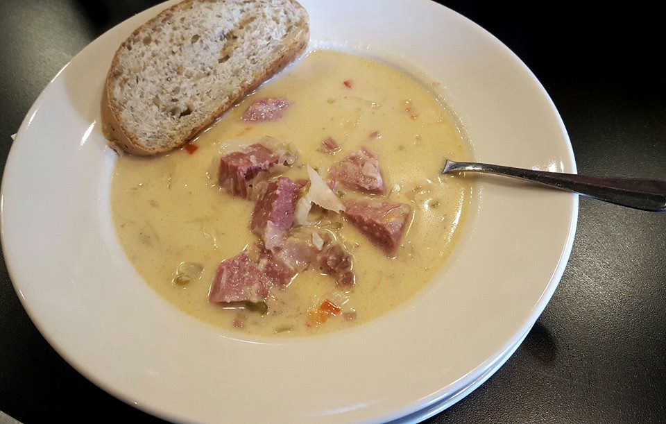 The Wicked Sister | restaurant | 716 Ashmun St, Sault Ste. Marie, MI 49783, USA | 9062591086 OR +1 906-259-1086