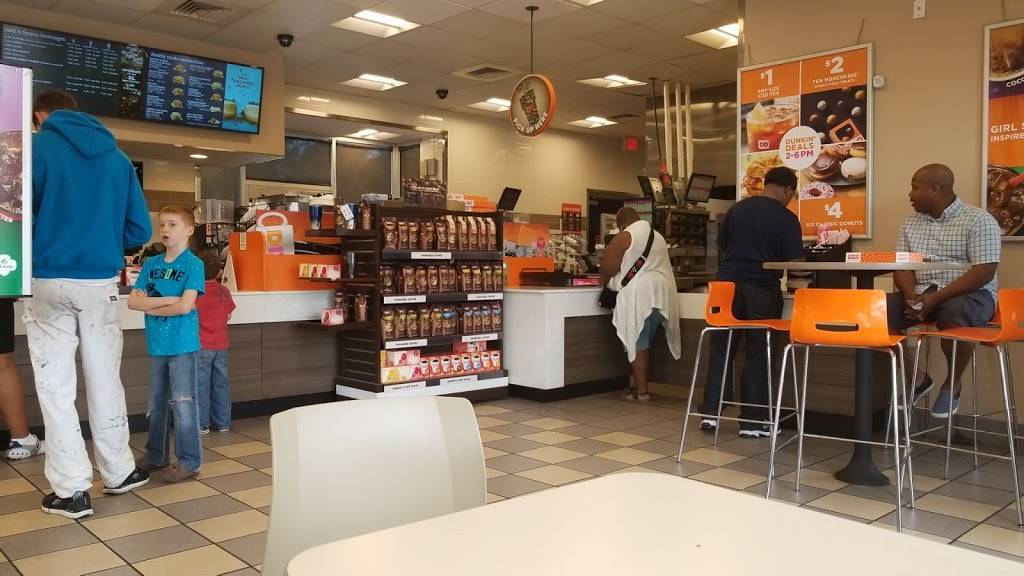 Dunkin | bakery | 212 E Main St, Apopka, FL 32703, USA | 4078849808 OR +1 407-884-9808