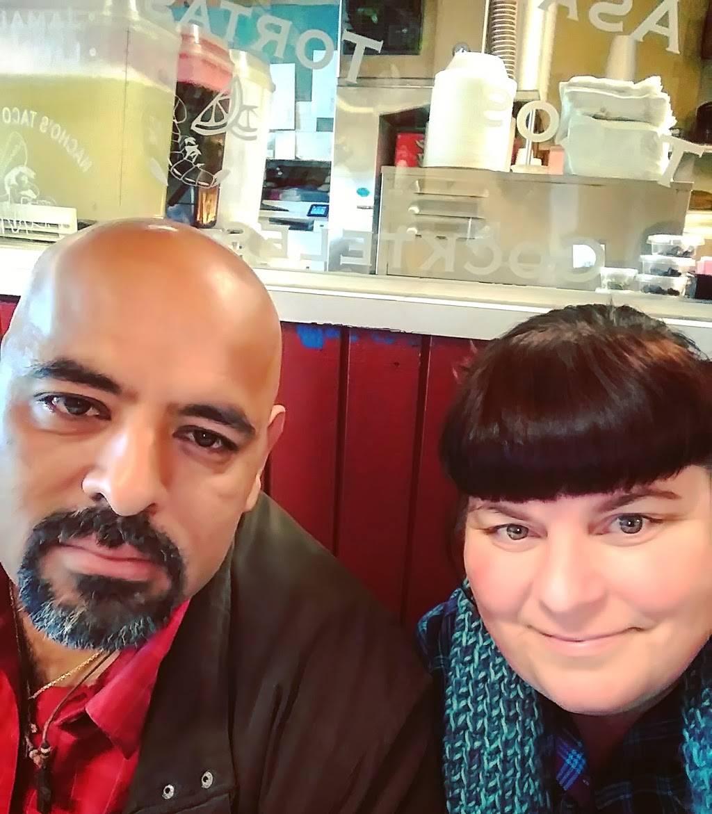 Nachos | restaurant | 681 S Rancho Santa Fe Rd, San Marcos, CA 92078, USA | 7604710797 OR +1 760-471-0797