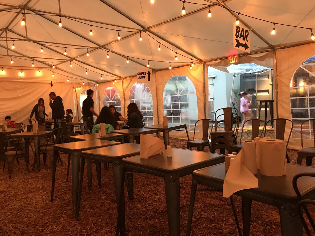 Chris Madrids | restaurant | 1900 Blanco Rd, San Antonio, TX 78212, USA | 2107353552 OR +1 210-735-3552