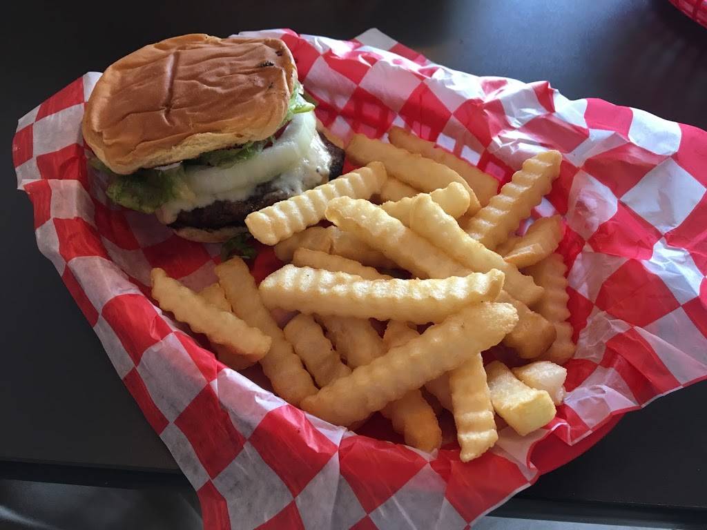 Pig & Chick | restaurant | TN-66, Rogersville, TN 37857, USA | 4232724448 OR +1 423-272-4448