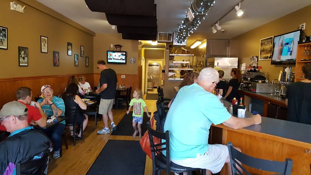 Stanz Cafe | restaurant | 1118 Washington Ave, Grand Haven, MI 49417, USA | 6168464620 OR +1 616-846-4620