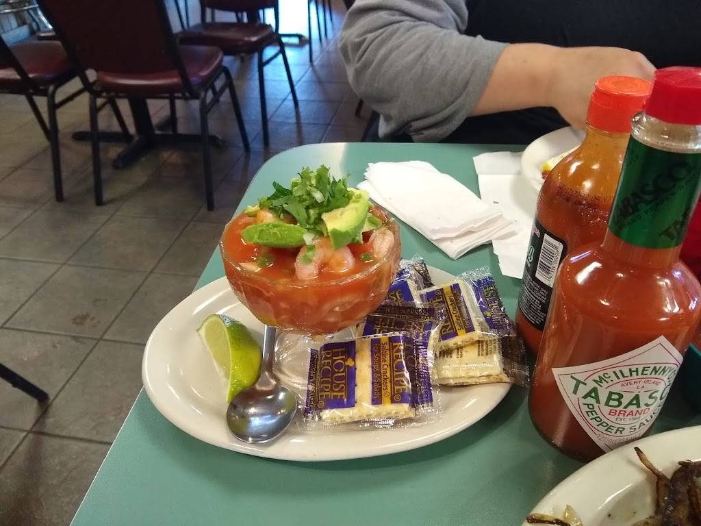 Piscis Seafood & Mexican Grill | restaurant | 311 N Old Hwy 81, Kyle, TX 78640, USA | 5122684900 OR +1 512-268-4900