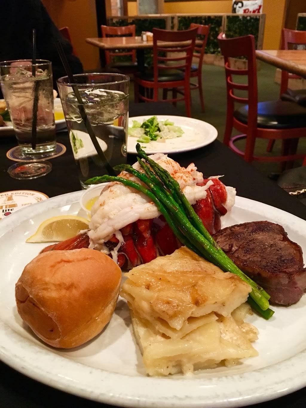 Kelly Creek Sports Bar & Grill | restaurant | 2155 NE Division St, Gresham, OR 97030, USA | 5035128795 OR +1 503-512-8795