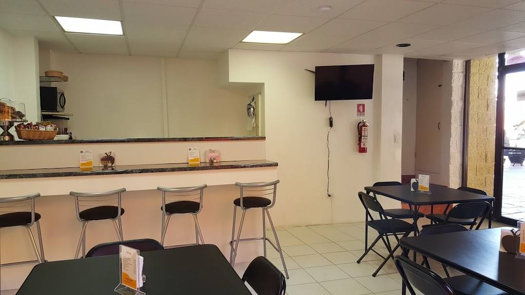 Berry Comida Mexicana | restaurant | Las Fuentes 2110, CC Otay II, Tijuana, B.C., Mexico | 016641179337 OR +52 664 117 9337