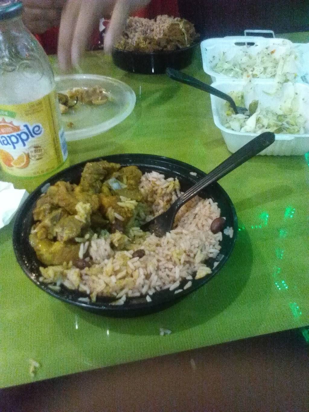 Richie Rich Caribbean Taste | restaurant | 3357 Fish Ave, Bronx, NY 10469, USA | 7187088431 OR +1 718-708-8431