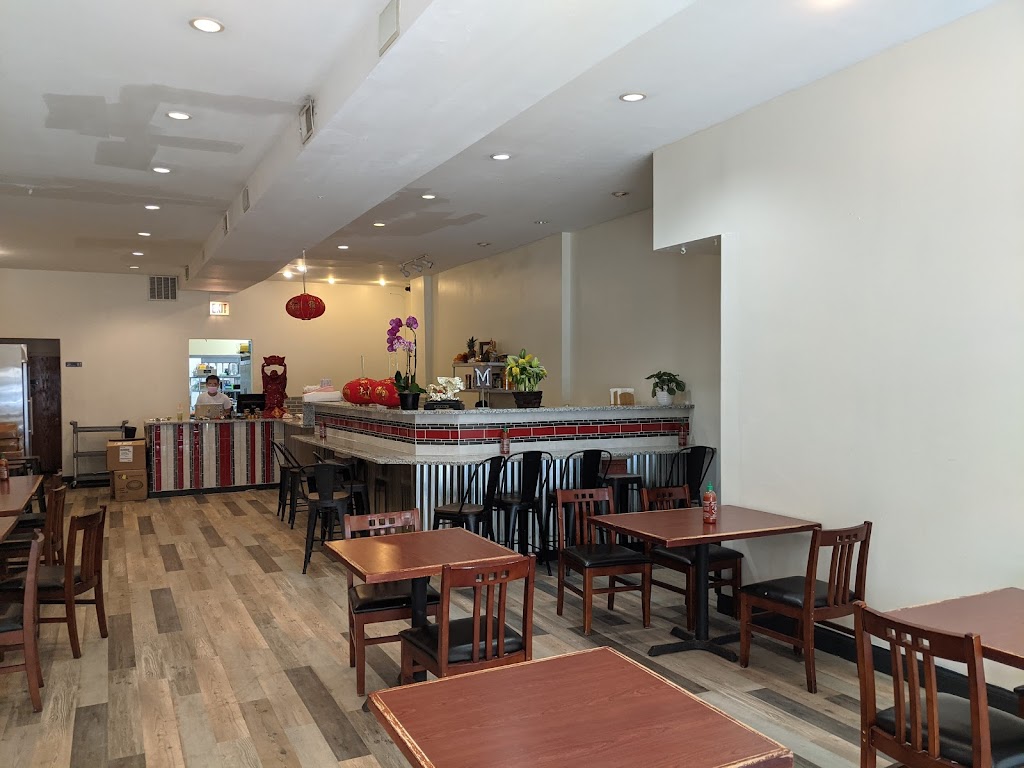 MK NOODLE PHO | restaurant | 3341 N Lincoln Ave, Chicago, IL 60657, USA | 7736451998 OR +1 773-645-1998