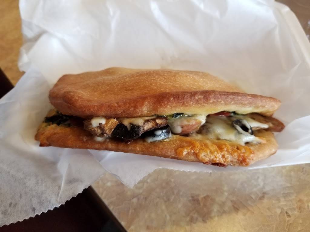 Tomasellis Restaurant & Catering | restaurant | 693 Oaklawn Ave, Cranston, RI 02920, USA | 4014644666 OR +1 401-464-4666