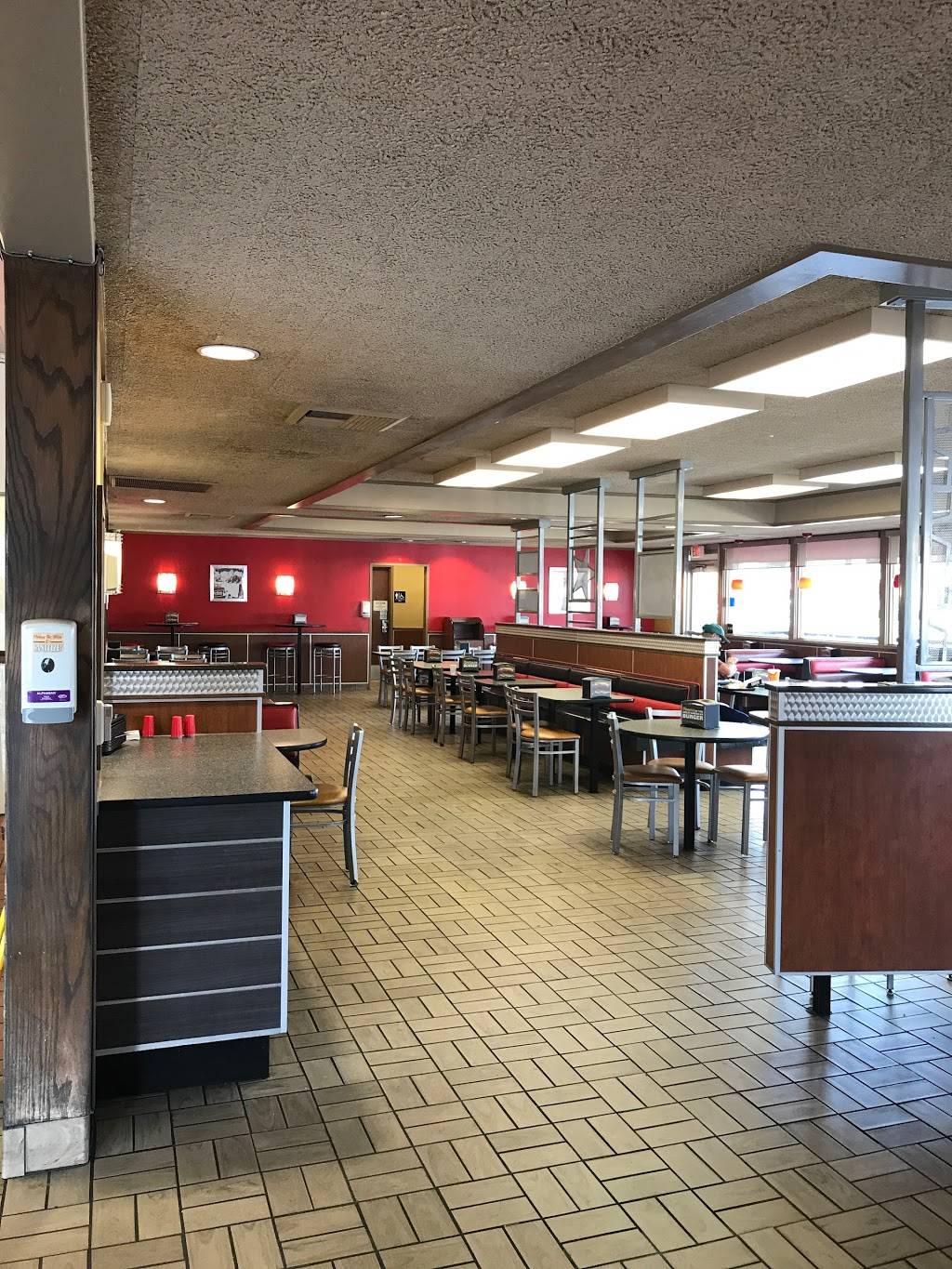 Carls Jr. | restaurant | 9400 Slauson Ave, Pico Rivera, CA 90660, USA | 5629427681 OR +1 562-942-7681