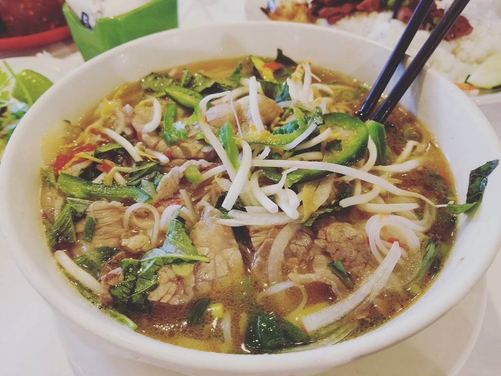 Viet Taste Restaurant | restaurant | 5721 Menaul Blvd NE, Albuquerque, NM 87110, USA | 5058880101 OR +1 505-888-0101
