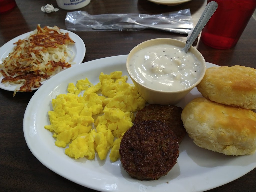 Bobs Grill & Cafeteria | restaurant | 1112 Oak St, Conway, AR 72032, USA | 5013299760 OR +1 501-329-9760