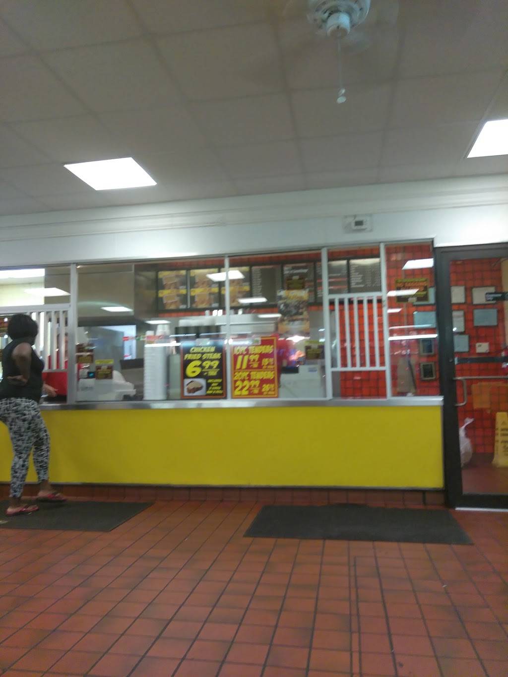 Williams Fried Chicken | restaurant | 2660 Robert B Cullum Blvd, Dallas, TX 75210, USA | 2144215150 OR +1 214-421-5150