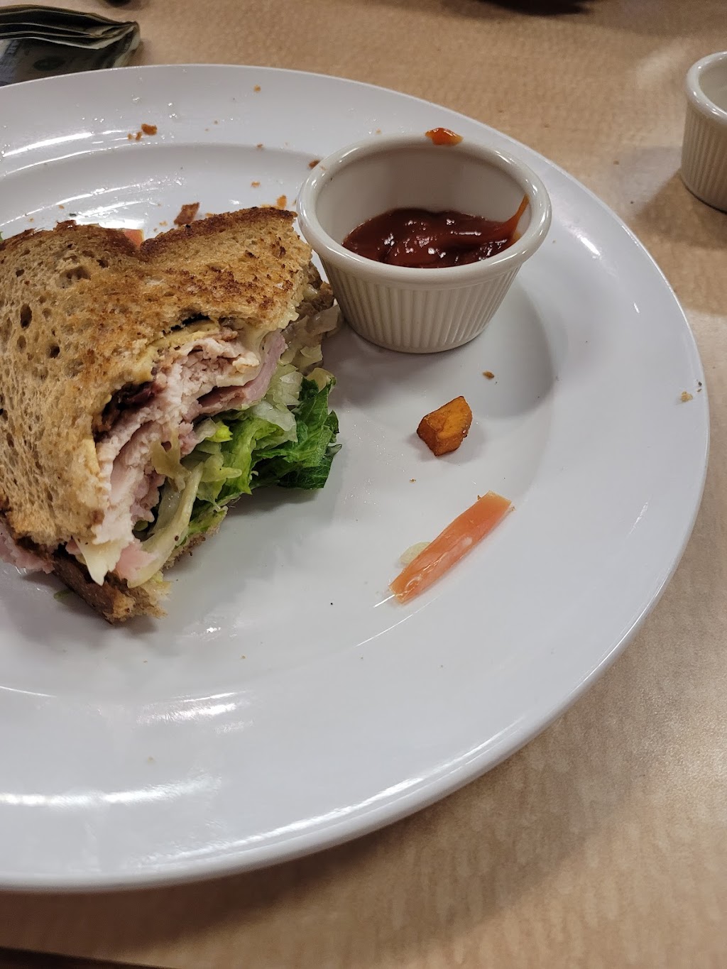 The Simple Grill | restaurant | 901 Rock Springs Rd, Smyrna, TN 37167, USA | 6159844053 OR +1 615-984-4053