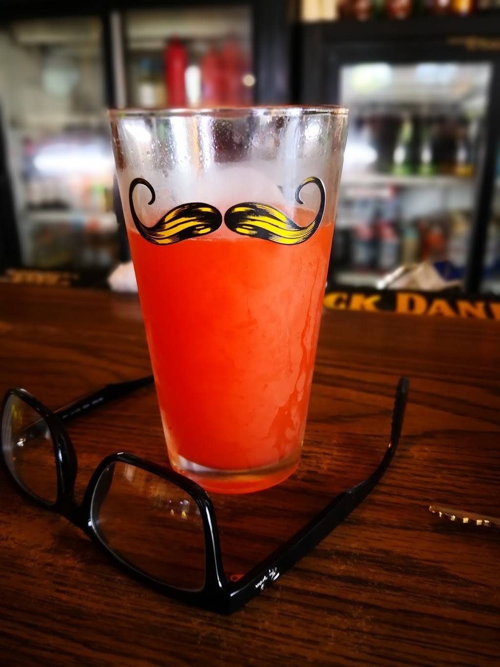 Overboard Bar & Grill | restaurant | 4455 64th St E, Inver Grove Heights, MN 55076, USA | 6515286505 OR +1 651-528-6505