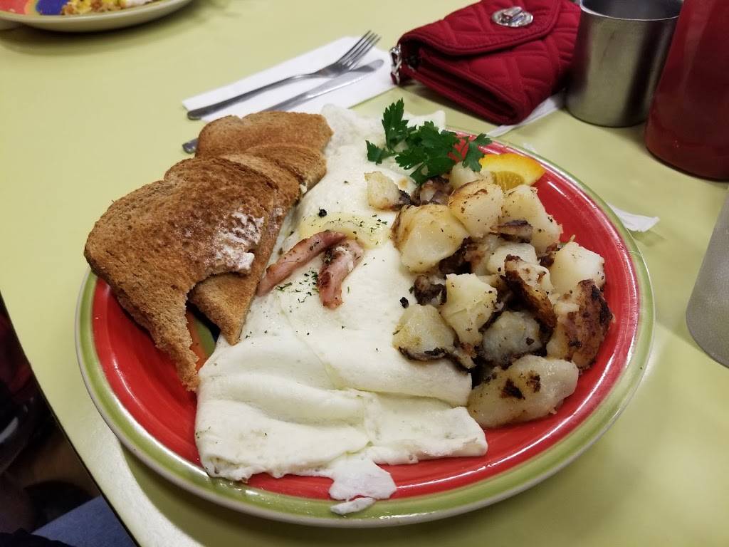 J.P. Spoonems | restaurant | 1678 Broad St, Providence, RI 02905, USA | 4019413550 OR +1 401-941-3550