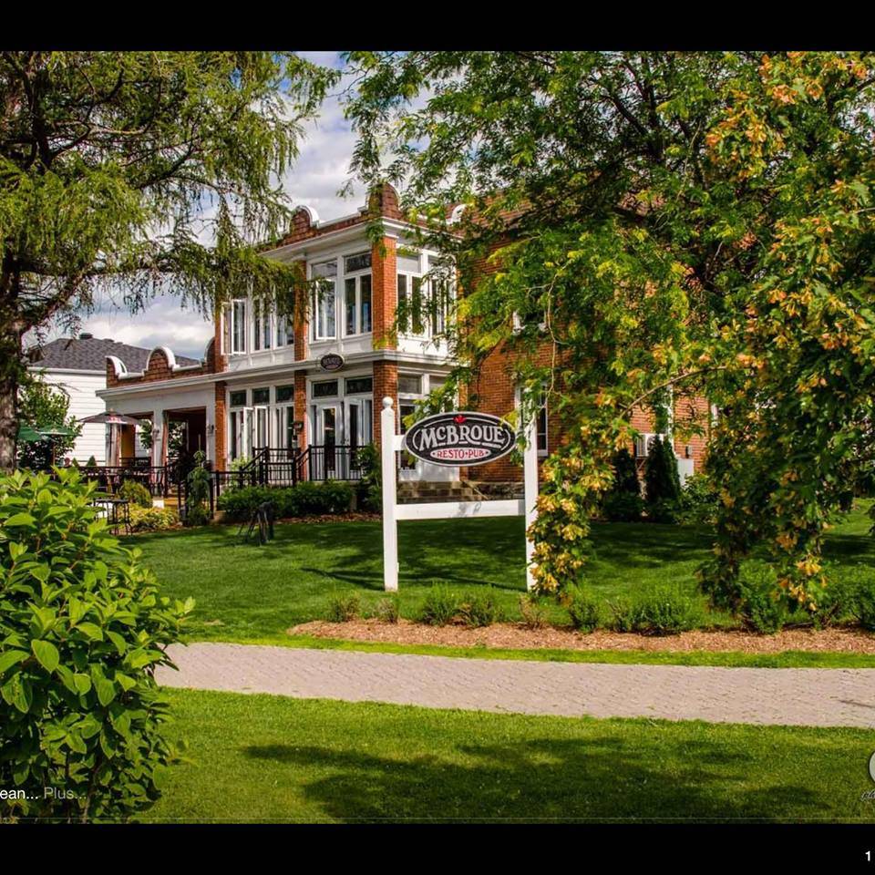 Resto Pub McBroue | restaurant | 329 Rue Victoria, Salaberry-de-Valleyfield, QC J6T 1B3, Canada | 4503710770 OR +1 450-371-0770