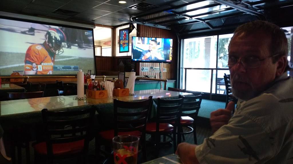 Callahans Sports Bar | restaurant | 49 New Orleans Rd, Hilton Head Island, SC 29928, USA | 8436867665 OR +1 843-686-7665