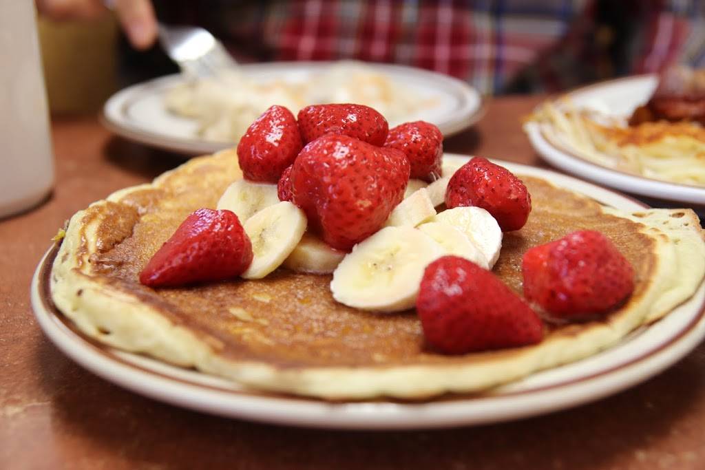 B & B Cafe | restaurant | 321 Sibley St, Albert Lea, MN 56007, USA | 5073731921 OR +1 507-373-1921