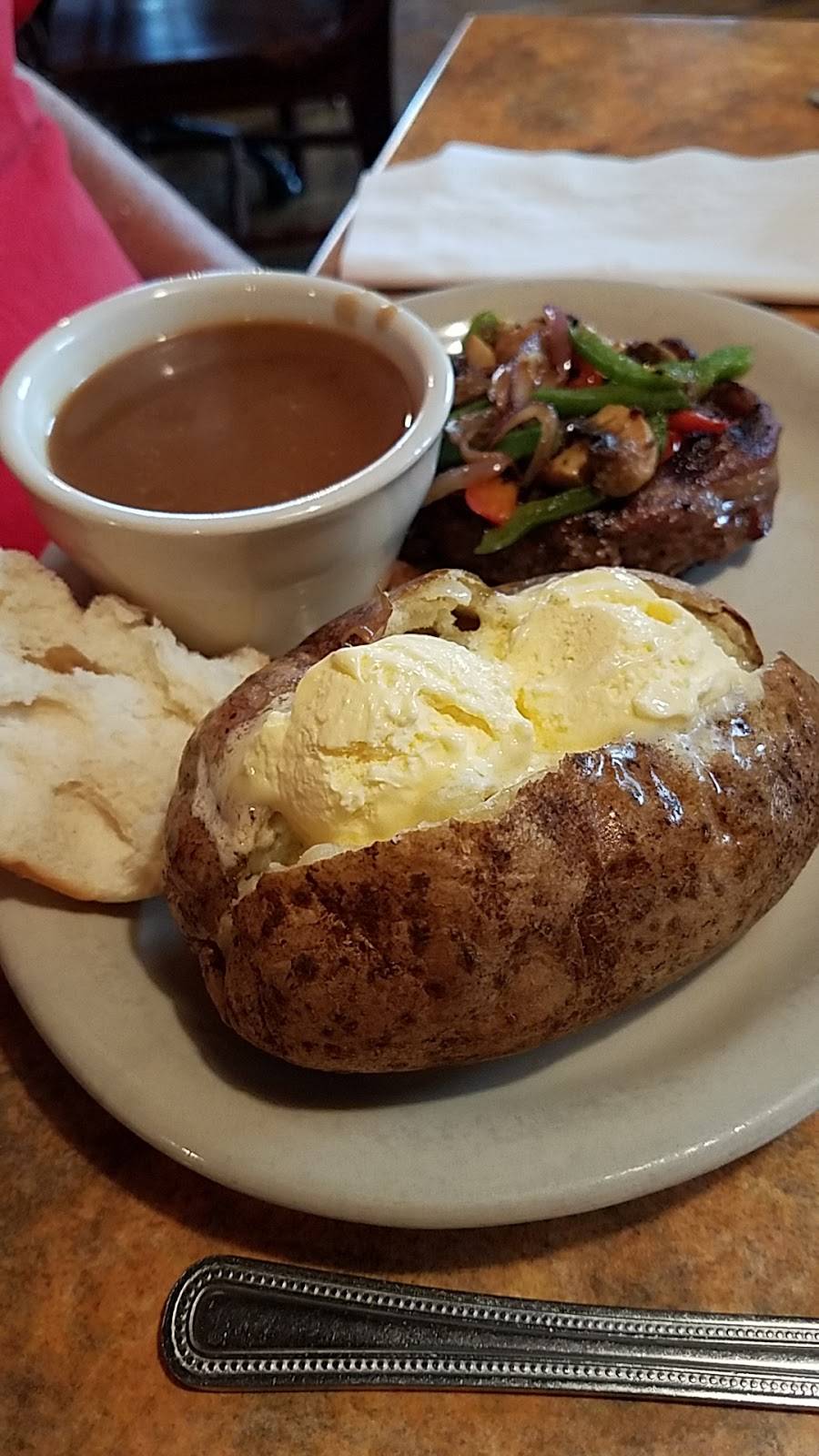 Stevens Street Grill | restaurant | 1001 Stevens St, Bridgeport, TX 76426, USA | 9406833945 OR +1 940-683-3945