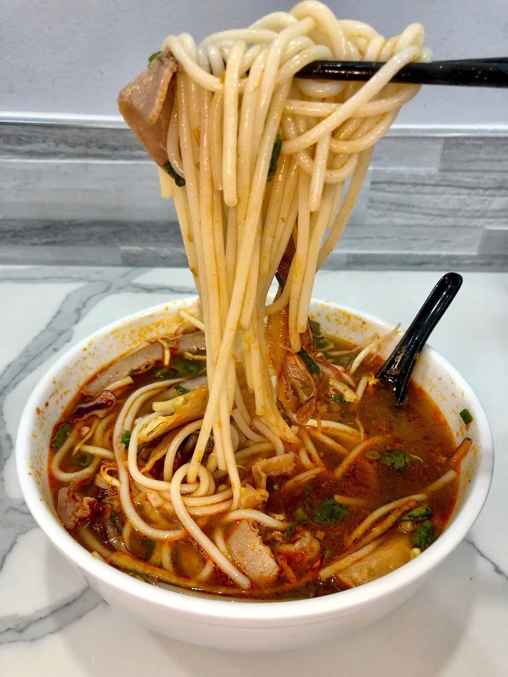 Vietnoms | restaurant | 243 Sheppard Ave E, North York, ON M2N 3A8, Canada | 6473525886 OR +1 647-352-5886